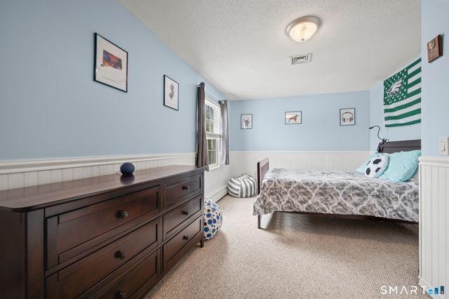 56 Coles Road, Middletown, CT 06457