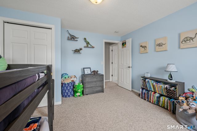 56 Coles Road, Middletown, CT 06457