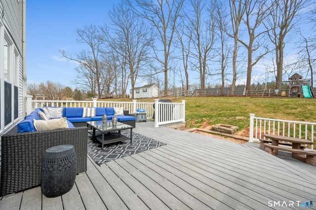 56 Coles Road, Middletown, CT 06457