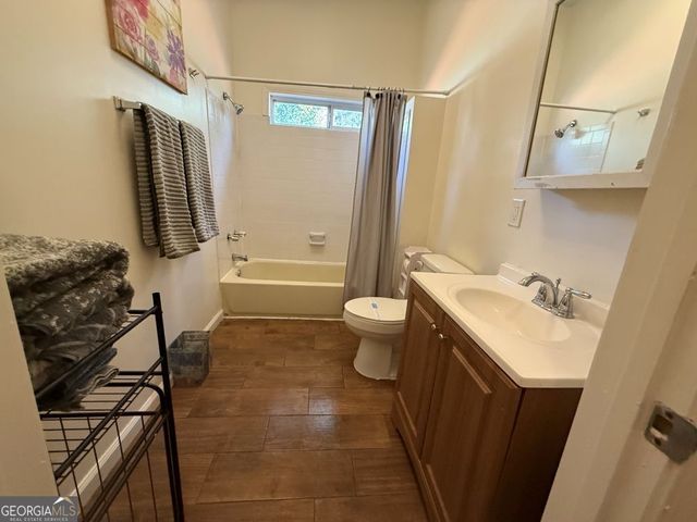 1711 Ralph David Abernathy Boulevard, Atlanta, GA 30310