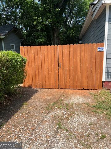 1711 Ralph David Abernathy Boulevard, Atlanta, GA 30310