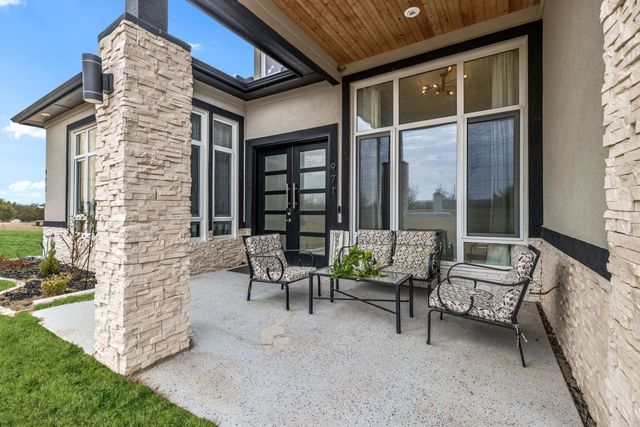 971 Sister Grove Road, Van Alstyne, TX 75495