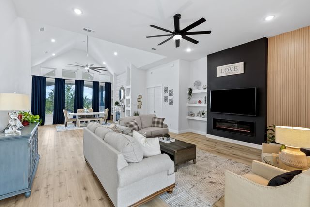 971 Sister Grove Road, Van Alstyne, TX 75495