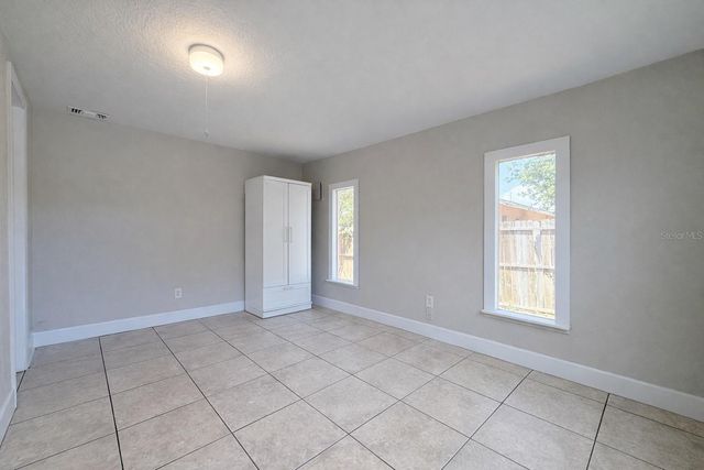 7018 54TH AVENUE N, St Petersburg, FL 33709