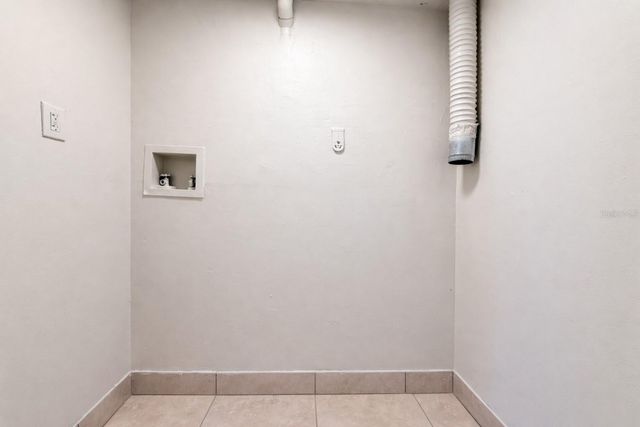 7018 54TH AVENUE N, St Petersburg, FL 33709