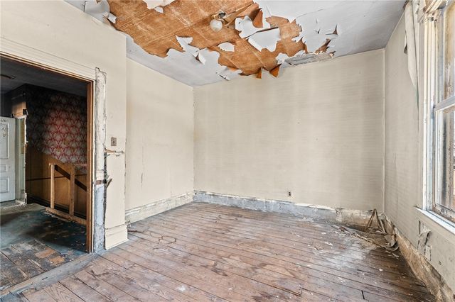 2316 Perrysville Ave, Perry Hilltop, PA 15214