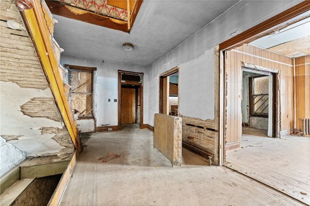 2316 Perrysville Ave, Perry Hilltop, PA 15214