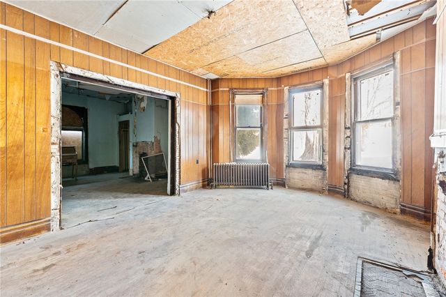 2316 Perrysville Ave, Perry Hilltop, PA 15214