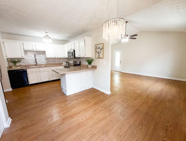 677 Graftons Mill Lane, Lexington, KY 40509