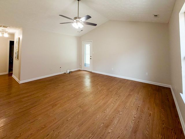 677 Graftons Mill Lane, Lexington, KY 40509