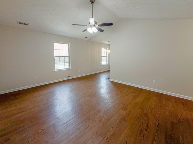 677 Graftons Mill Lane, Lexington, KY 40509