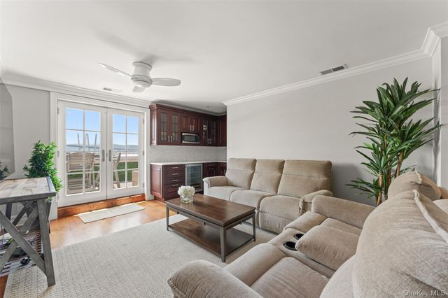 163 W Main Street, Tarrytown, NY 10591
