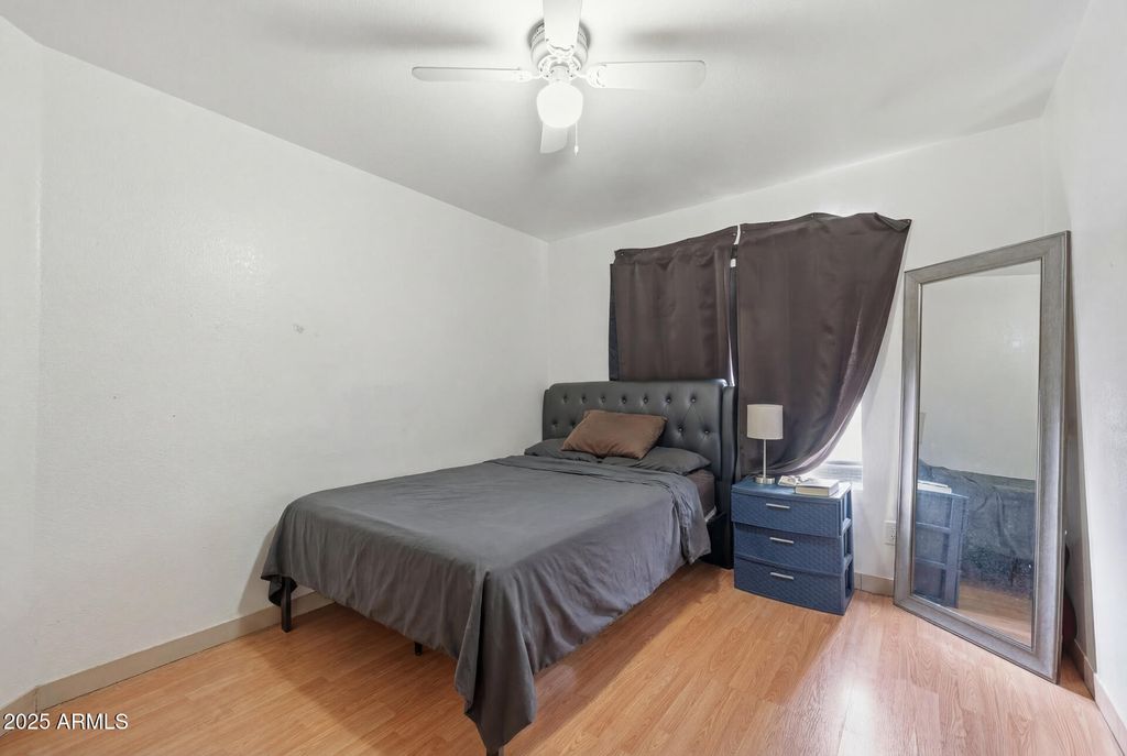 Image 11 of property listing at 16065 W JACKSON Street, Goodyear, AZ 85338