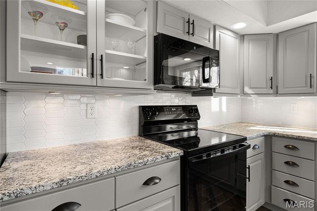 1089 Buckingham Drive 1, Camdenton, MO 65020