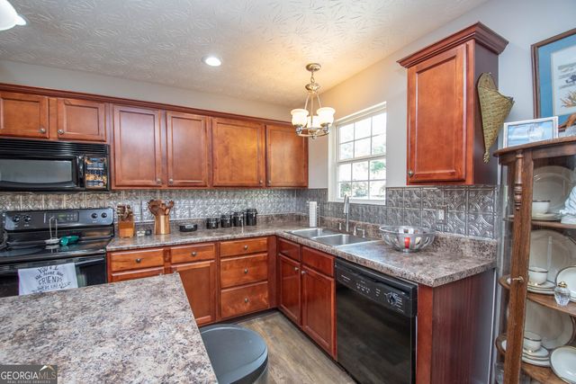 1106 Corinth Road, Newnan, GA 30263