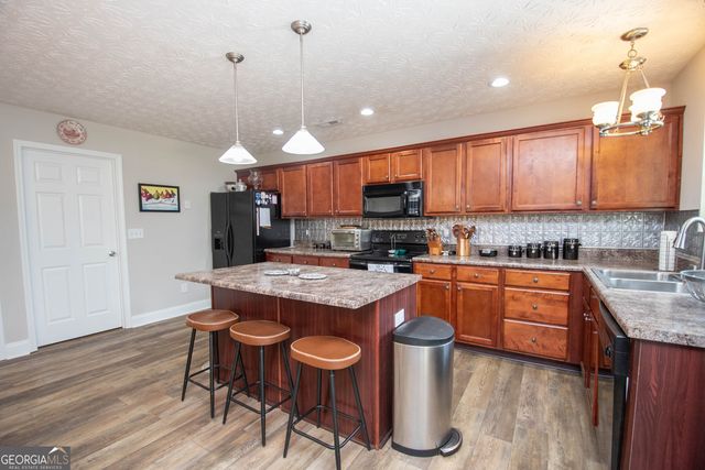 1106 Corinth Road, Newnan, GA 30263