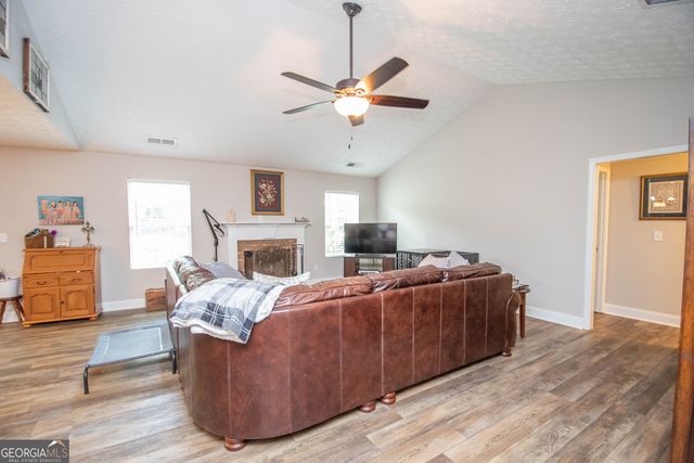 1106 Corinth Road, Newnan, GA 30263