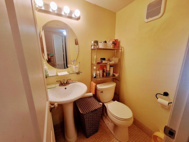 210 HORIZONS E 208, Boynton Beach, FL 33435