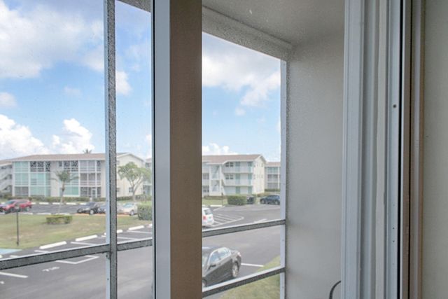 210 HORIZONS E 208, Boynton Beach, FL 33435