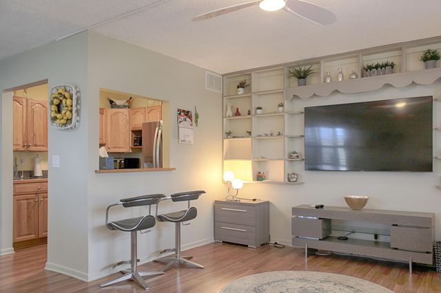 210 HORIZONS E 208, Boynton Beach, FL 33435