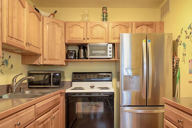 210 HORIZONS E 208, Boynton Beach, FL 33435
