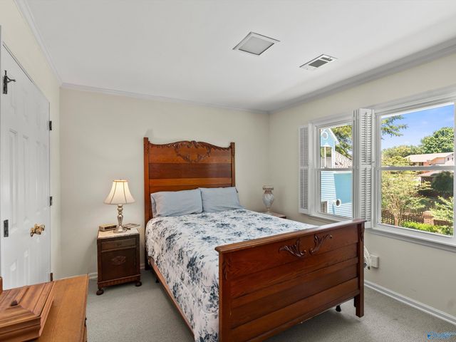 1804 SE Eastwood Drive SE, Decatur, AL 35601