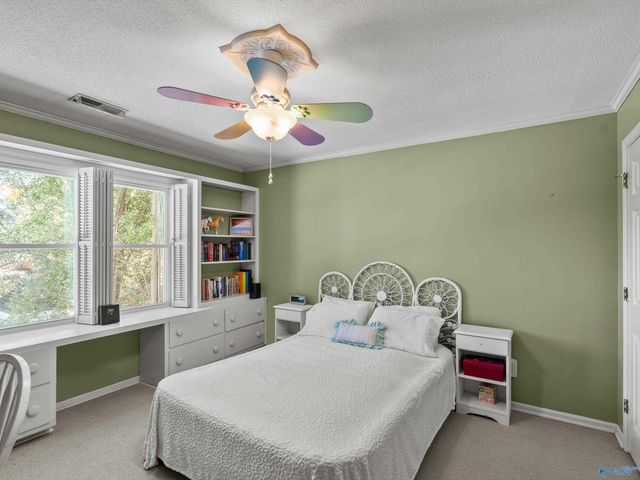 1804 SE Eastwood Drive SE, Decatur, AL 35601