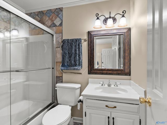 1804 SE Eastwood Drive SE, Decatur, AL 35601