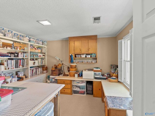 1804 SE Eastwood Drive SE, Decatur, AL 35601