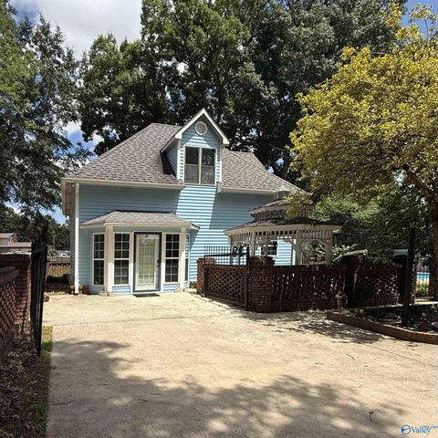 1804 SE Eastwood Drive SE, Decatur, AL 35601