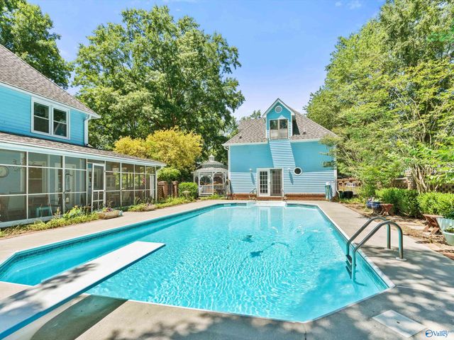 1804 SE Eastwood Drive SE, Decatur, AL 35601