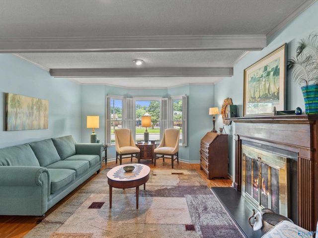 1804 SE Eastwood Drive SE, Decatur, AL 35601