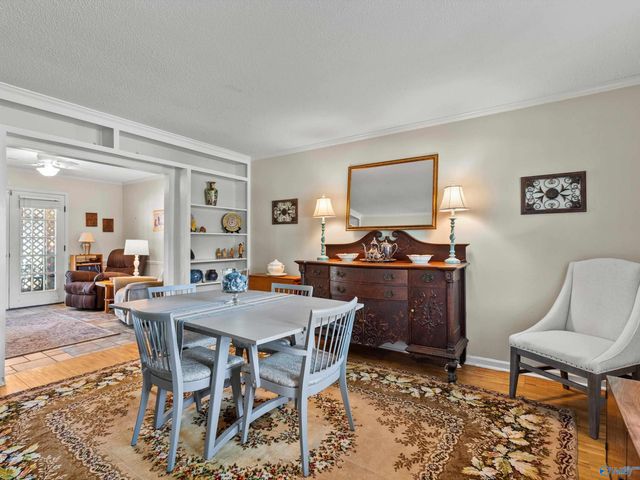 1804 SE Eastwood Drive SE, Decatur, AL 35601