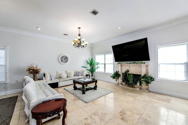 4600 Glenfield Dr, Houma, LA 70360