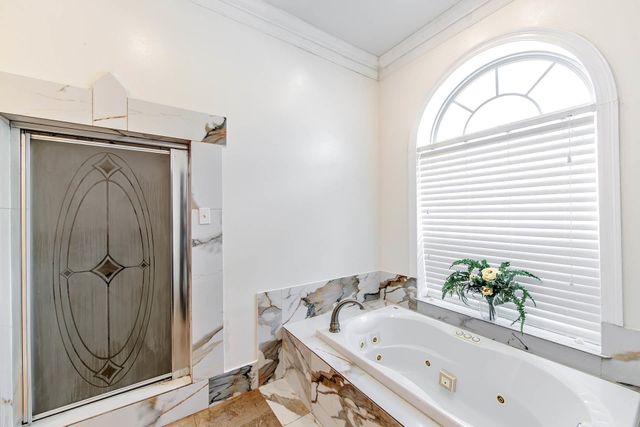 4600 Glenfield Dr, Houma, LA 70360