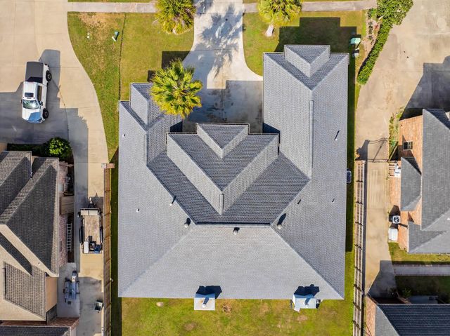 4600 Glenfield Dr, Houma, LA 70360