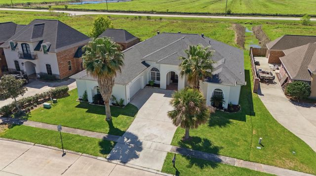 4600 Glenfield Dr, Houma, LA 70360