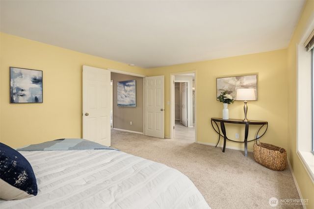 4705 191st Place NE, Sammamish, WA 98074