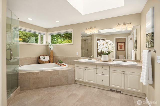 4705 191st Place NE, Sammamish, WA 98074
