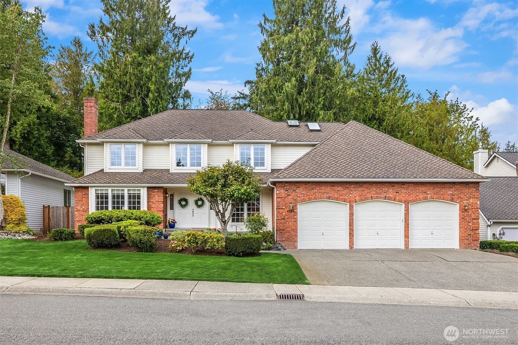 4705 191st Place NE, Sammamish, WA 98074