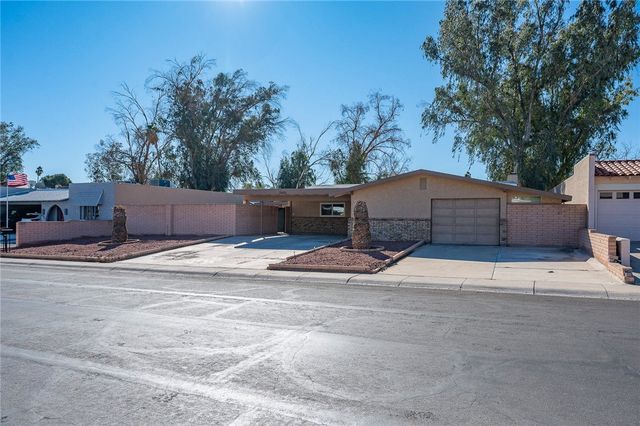 2605 Country Club Drive, Bullhead City, AZ 86442
