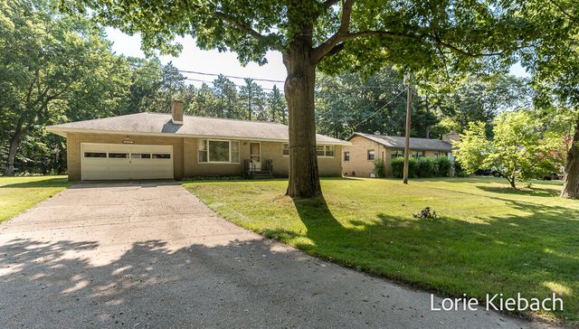 18452 168th Avenue, Spring Lake, MI 49456