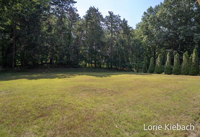 18452 168th Avenue, Spring Lake, MI 49456