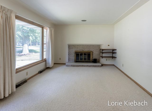 18452 168th Avenue, Spring Lake, MI 49456
