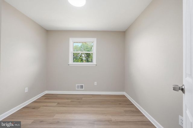 3007 KINGSWAY RD, Fort Washington, MD 20744