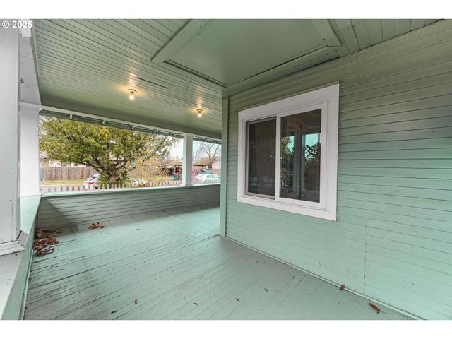 211 MONROE St, Eugene, OR 97402