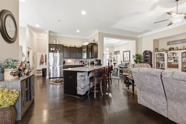 324 Meadowpark Lane, Duncan, SC 29334