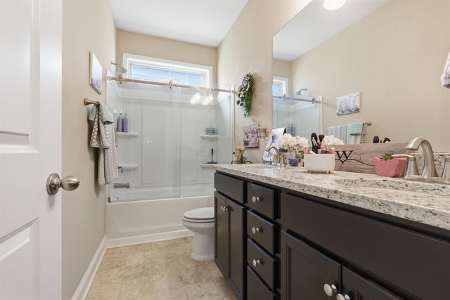 324 Meadowpark Lane, Duncan, SC 29334