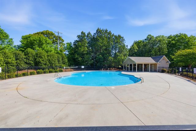 324 Meadowpark Lane, Duncan, SC 29334