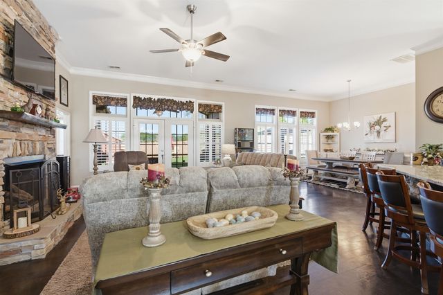 324 Meadowpark Lane, Duncan, SC 29334